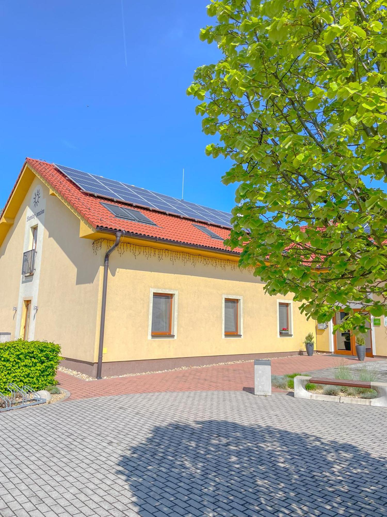 Slunecny Penzion Tasovice Ngoại thất bức ảnh